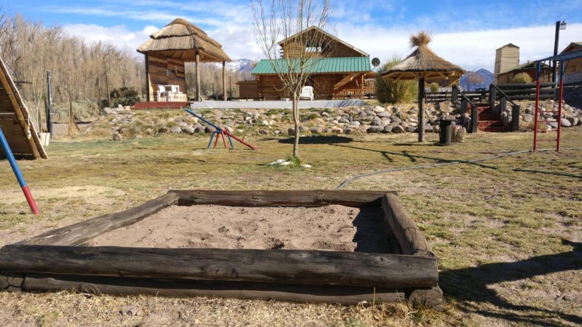 Villa Sol Del Aconcagua Uspallata Exterior foto